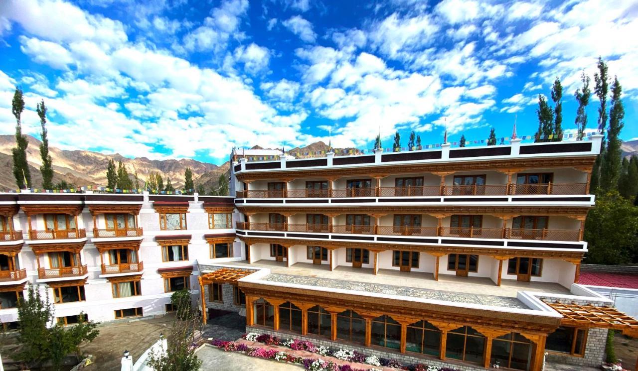 Hotel The Grand Khasdan Leh Exterior photo