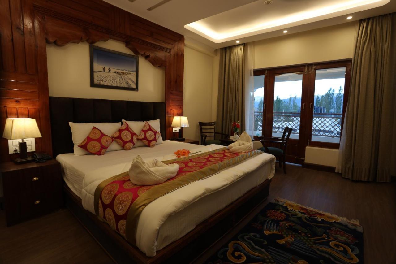 Hotel The Grand Khasdan Leh Exterior photo